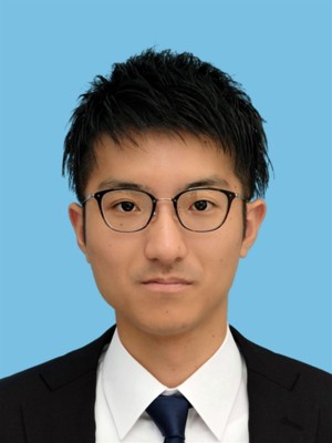 内倉医員