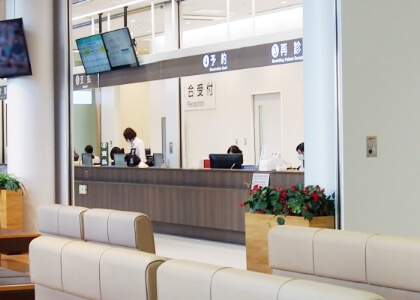 熊本大学病院の外来受付